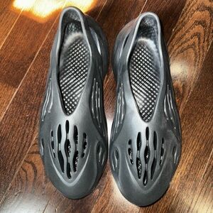 Yeezy Foam Runner 'Onyx', Size 14, Brand New - NO BOX